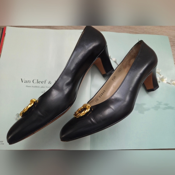 Salvatore Ferragamo Black Pumps with Gold Ring Detail - Picture 9 of 9